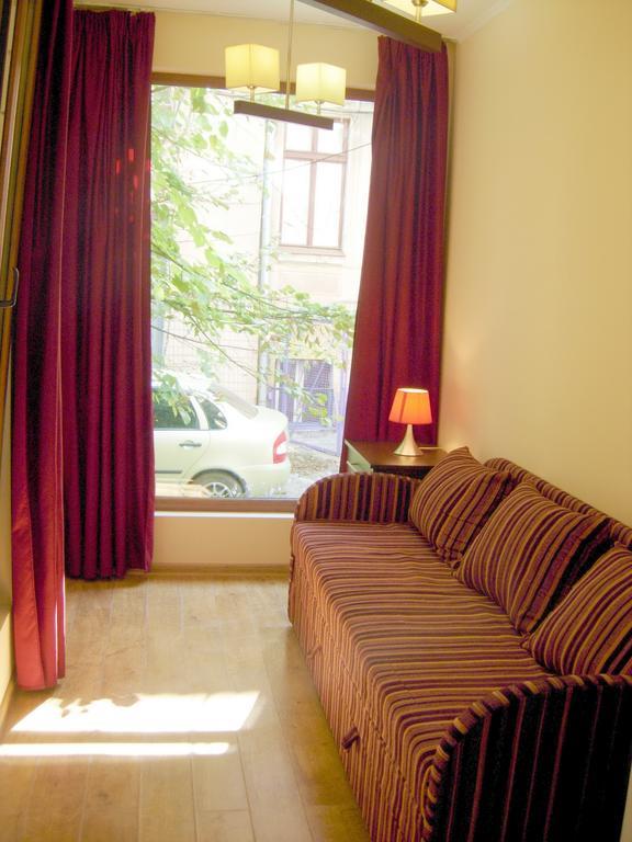 Apartment On Pushkinskaya 16 Odessa Rum bild