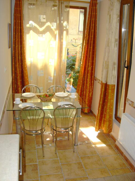 Apartment On Pushkinskaya 16 Odessa Rum bild